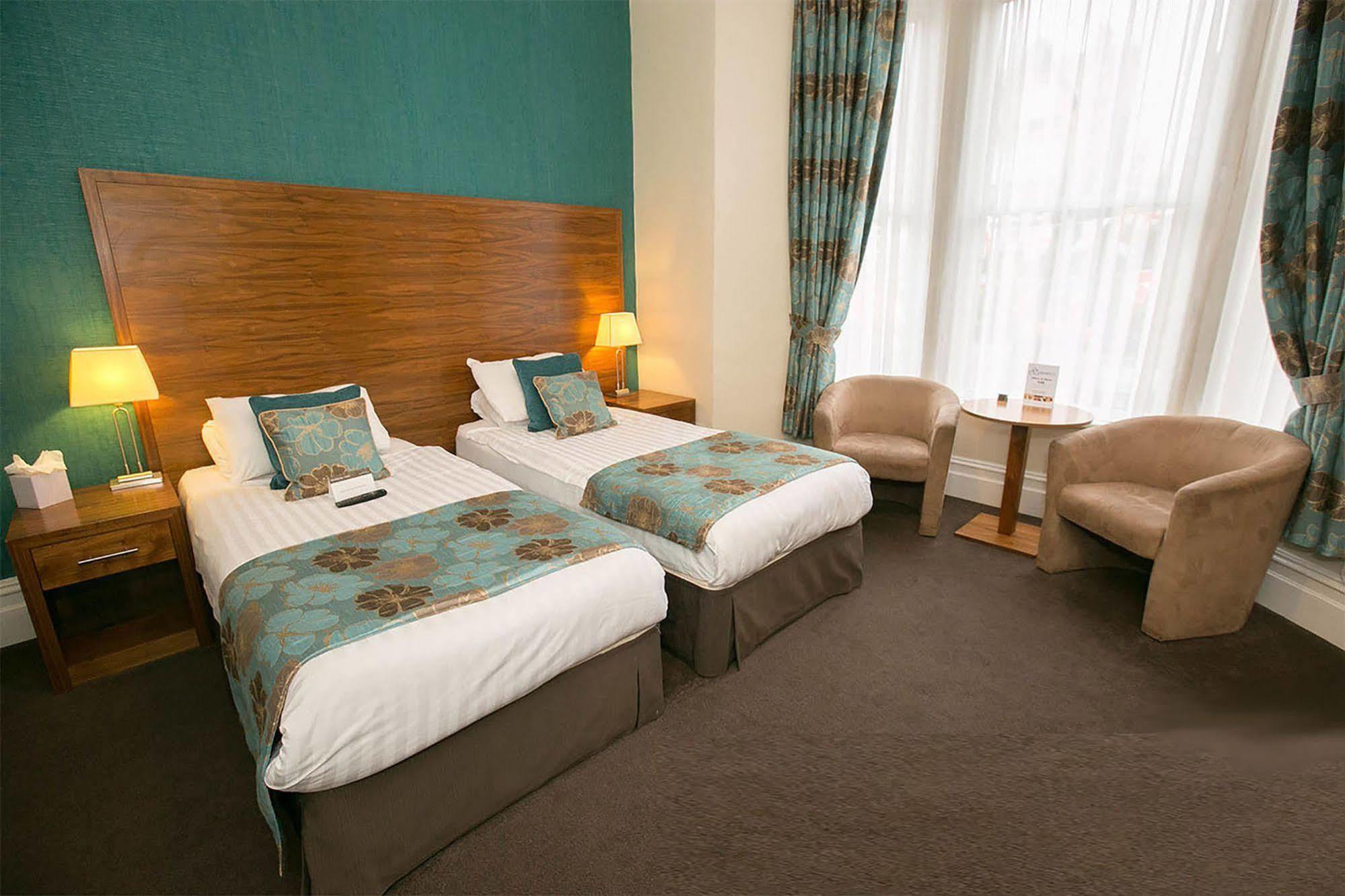 The Kimberley Hotel Harrogate Extérieur photo